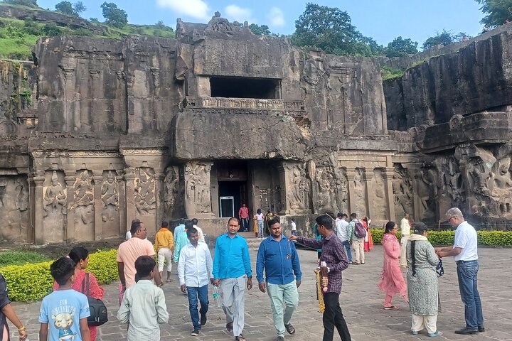 All-Inclusive 2 Night & 3 Days Tour : Ajanta, Ellora & Aurangabad