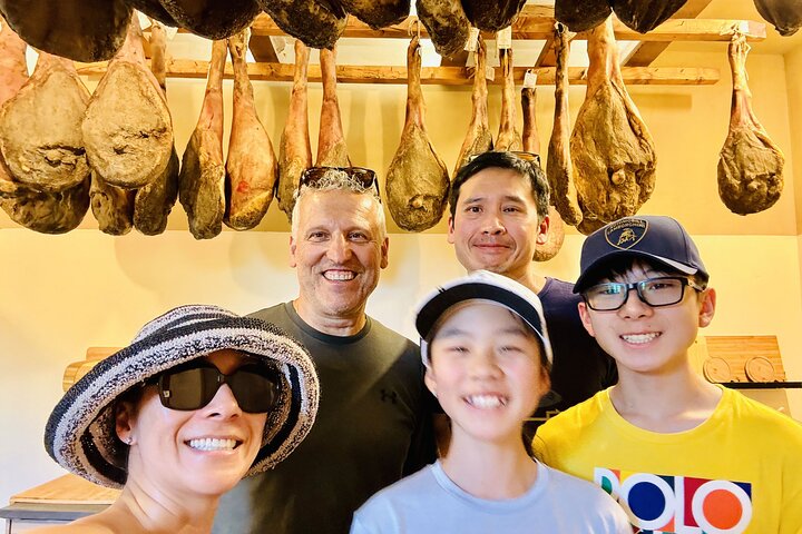 Visit to the Cinta Senese farm in Montepulciano