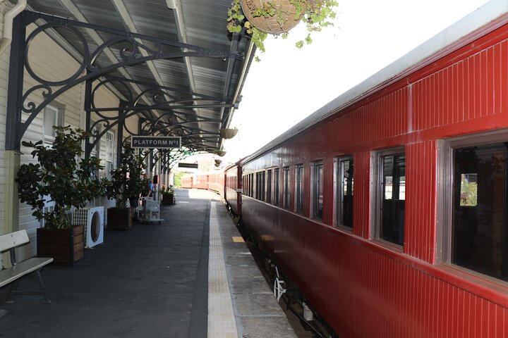 Enjoy a VIP Booth Shared Experience From Gympie