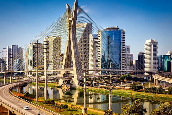 Sao Paulo: GRU Airport Private Transfer to/from City Center