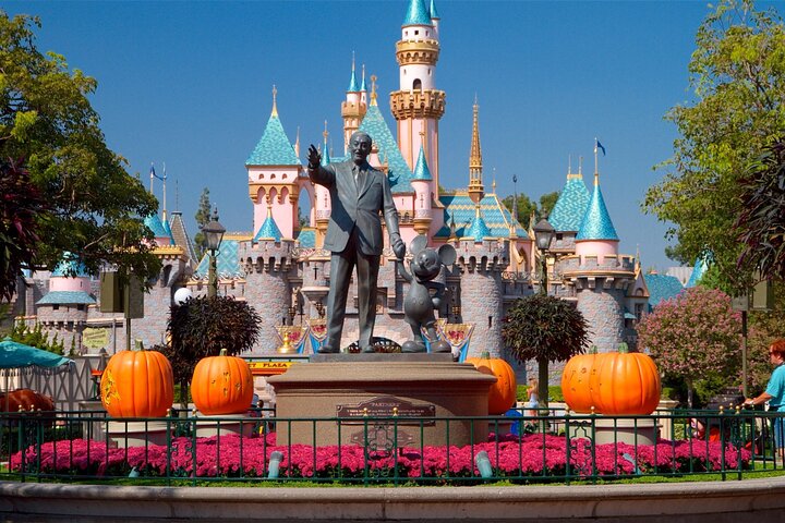 Los Angeles: Private Transfer to/from Los Angeles LAX Airport