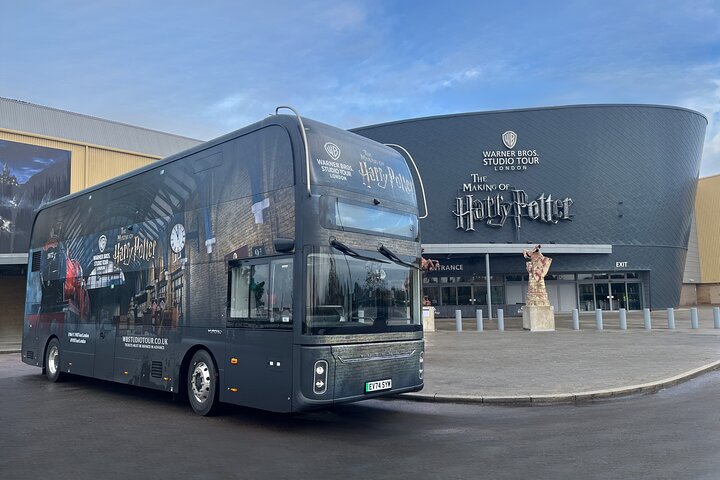Warner Bros. Studio Harry Potter Tour with Superior Transport from London