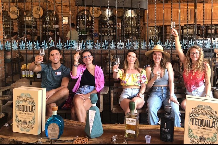 Classic Tequila Tour and CANTARITOS EL GÜERO
