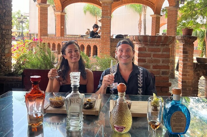 Classic Tequila Tour and CANTARITOS EL GÜERO