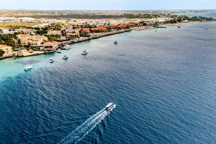 Marine Park - Private Boat charter with LOCAL Captain/ Guide