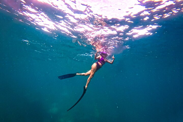 Snorkelling Trip 5 Island Tour Around Koh Tao and Koh Nang yuan