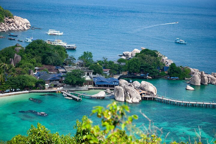 Snorkelling Trip 5 Island Tour Around Koh Tao and Koh Nang yuan