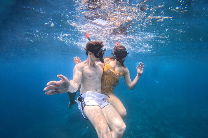 Snorkelling Trip 5 Island Tour Around Koh Tao and Koh Nang yuan