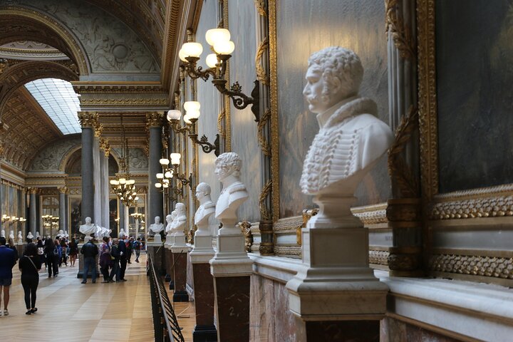 Palace of Versailles Tour with Garden Access