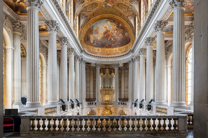 Palace of Versailles Tour with Garden Access