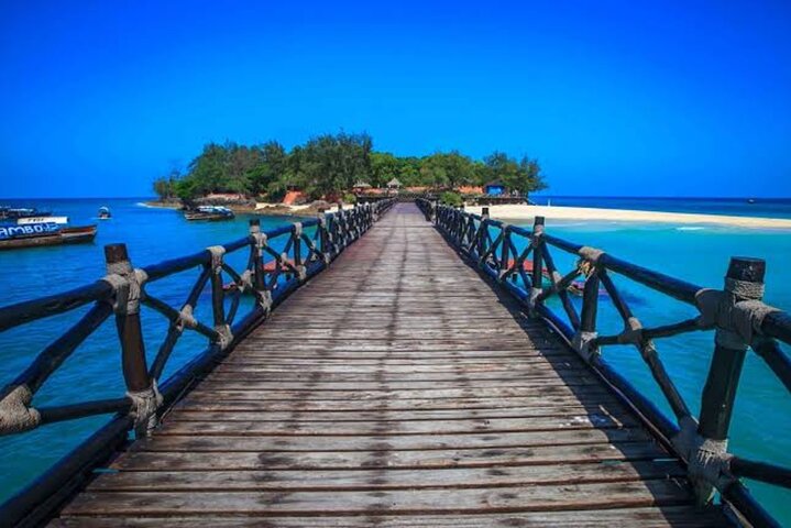 Zanzibar Stone Town, Prison Island & Spice Farm Tour