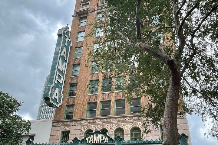 The Official Downtown Tampa Ghost Tour