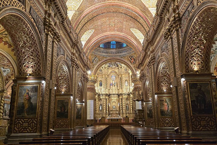 Private and Personalized City Tour of Quito Teleferico and Middle of the World