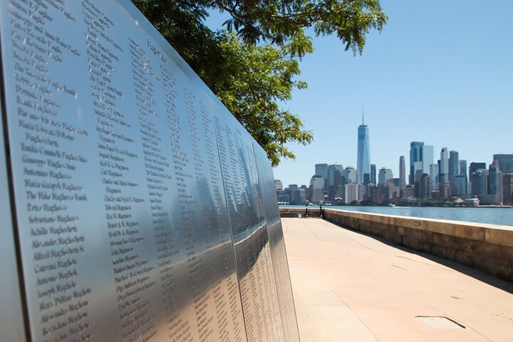 Statue of Liberty & Ellis Island Tour with Reserved Ferry Entry
