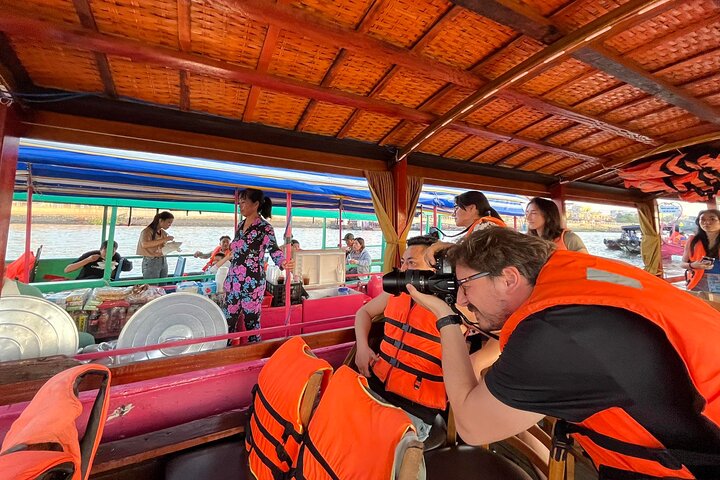 Cai Rang Floating Market & Mekong Delta 2-Day Tour from HCM City