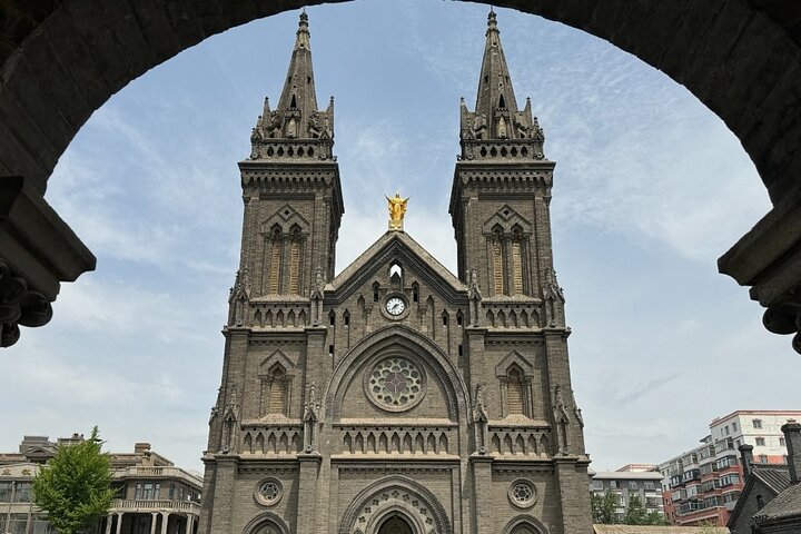 Private Shenyang City and Food Tour