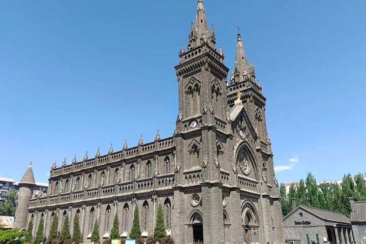 Private Shenyang City and Food Tour