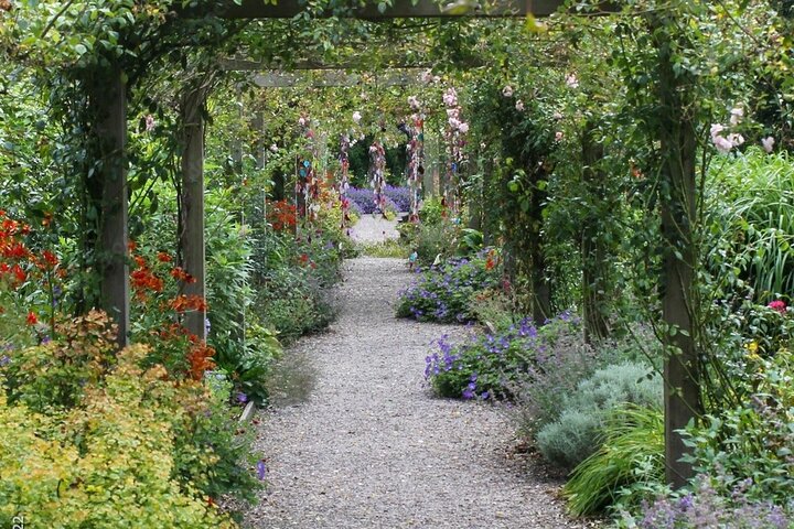 Easy Access Blarney Stone and Castle Gardens Tour
