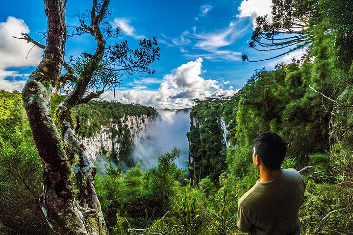 Canyon Adventure: Trail & Picnic Experience at Itaimbezinho