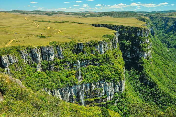Canyon Adventure: Trail & Picnic Experience at Itaimbezinho