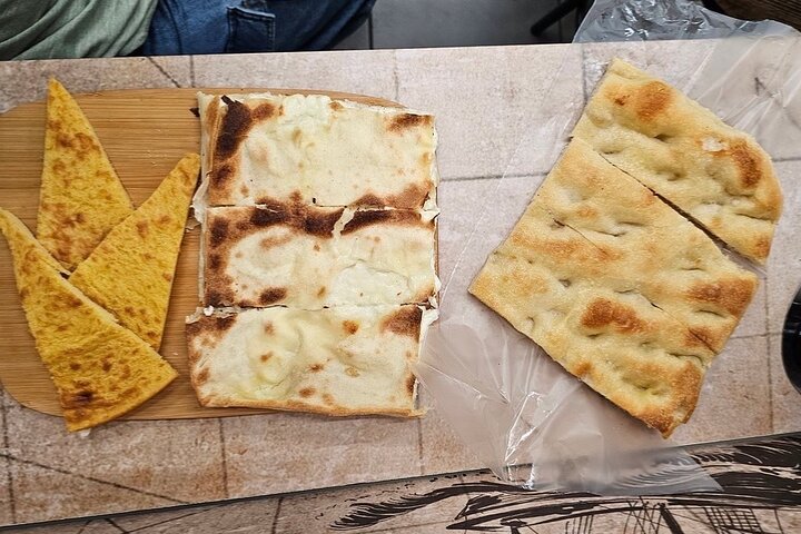 Genoa Food, Wine Tasting & History Walking Tour