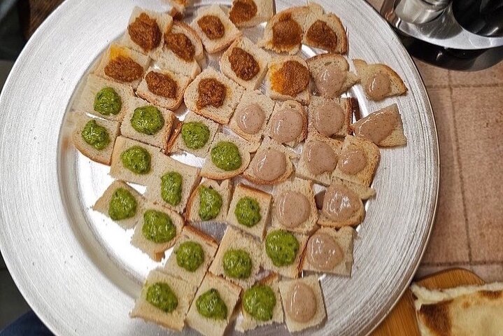 Genoa Food, Wine Tasting & History Walking Tour