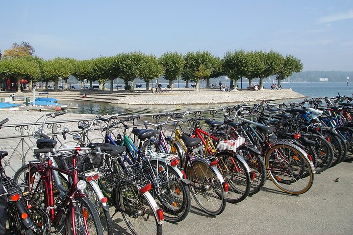 Konstanz Public guided tour with wine tasting