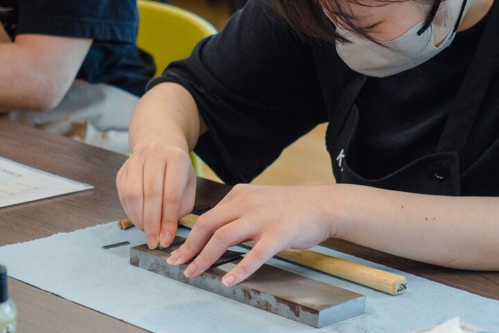 Create Your Own Pocket Knife in Miracle Kitchen Knife Factory