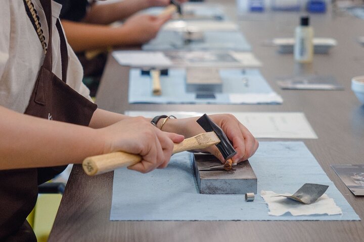 Create Your Own Pocket Knife in Miracle Kitchen Knife Factory