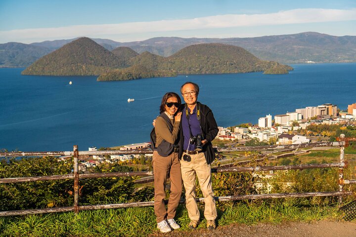 Hike Mt. Usu and visit Lake Toya Day Tour