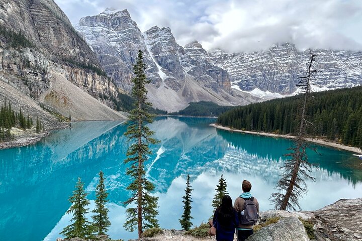 Calgary/Canmore/Banff: Moraine Lake & Lake Louise Return Shuttle