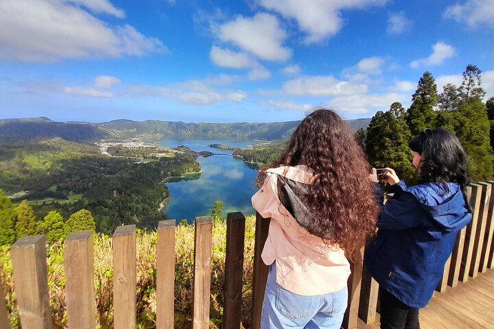 Essential San Miguel: 2 Day-Tour of Natural Wonders & Top Spots