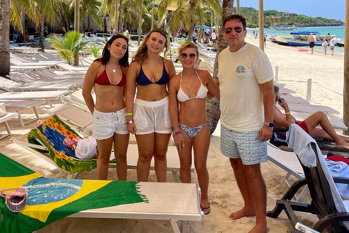 Roatán Private Snorkeling, Wildlife Park, and West Bay Beach