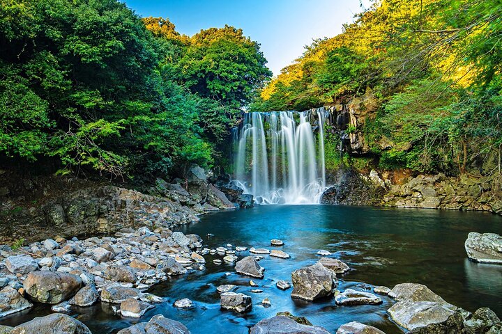 Jeju Southern UNESCO Full Day Tour with Mt.Halla