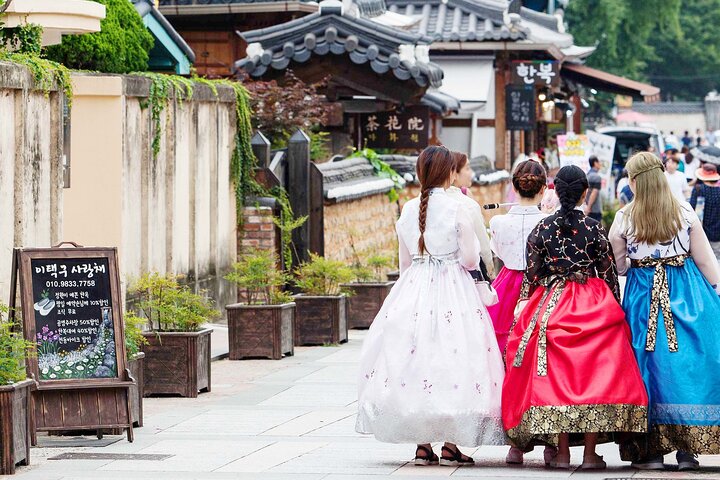 Jeonju Hanok Village Full-Day Tour: Jangtaesan Green Forest