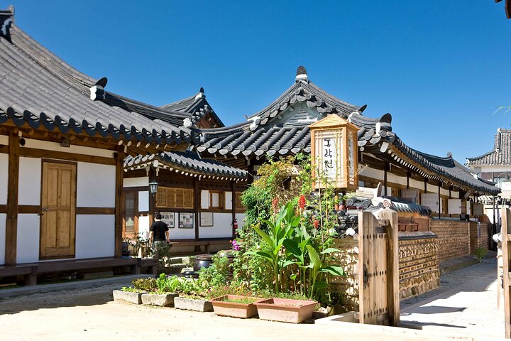 Jeonju Hanok Village Full-Day Tour: Jangtaesan Green Forest