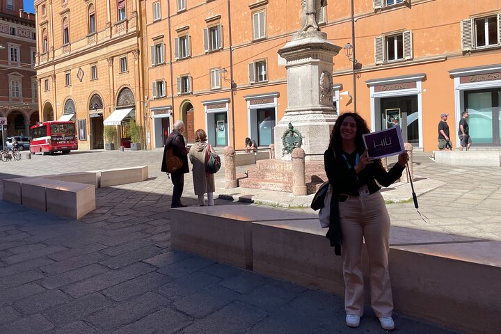 Bologna Walking Food Tour and Highlights with a Local Guide