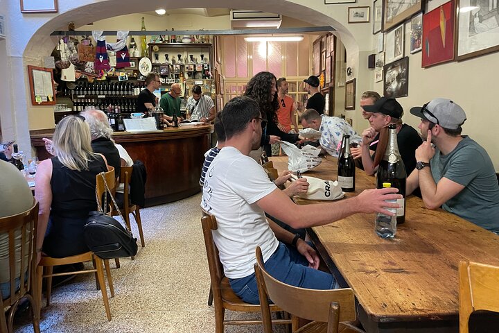 Bologna Walking Food Tour and Highlights with a Local Guide