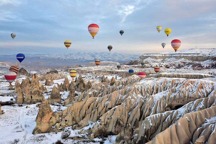 Sunrise Balloon Flight Cappadocia (Goreme) by Nazar Balloons