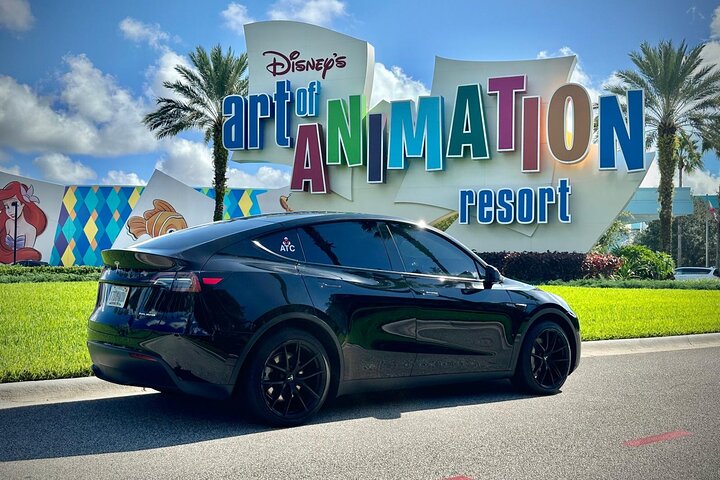 Port Canaveral to Orlando Airport MCO Luxury Sedan