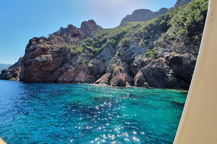 Check-out from Porto Scandola Girolata Capo-Rosso