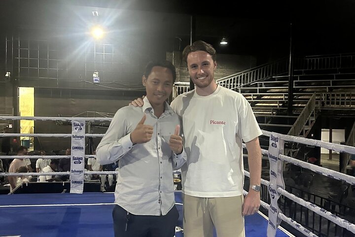 Watch Live Khmer Traditional boxing in Phnom Penh