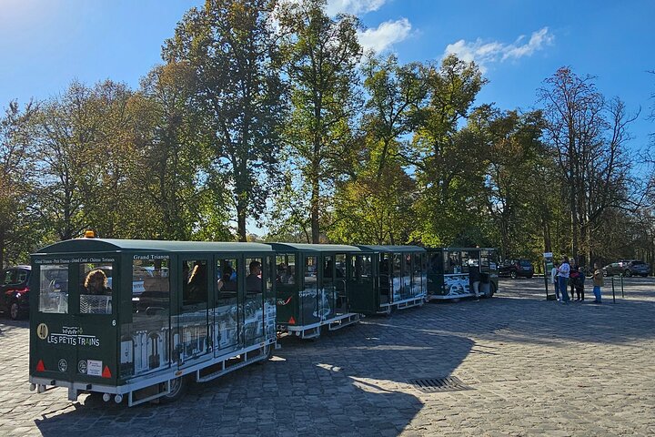 Versailles Golf Cart & Shuttle Guided Tour, Hamlet and Gardens