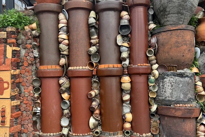 Private Pottery Road Walking Tour in Tokoname