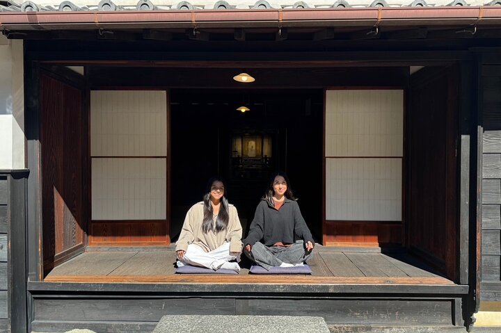 Private Pottery Road Walking Tour in Tokoname