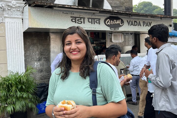 Private Mumbai City Tour with Guide and Transport