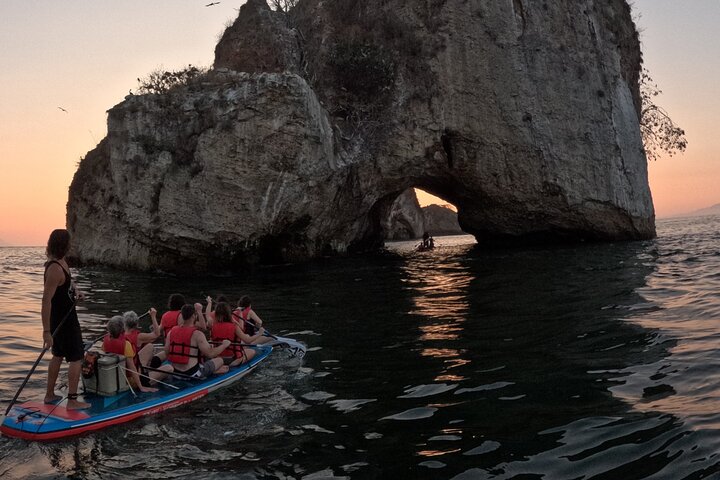 Bioluminescence by kayak or SUP to Los Arcos Puerto Vallarta