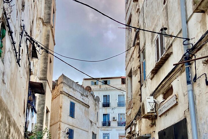 Discover Algiers on a Private Tour – Casbah, downtown and more