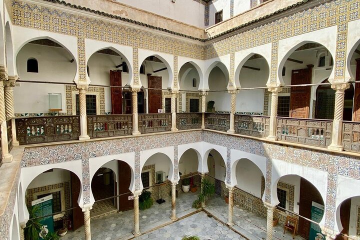 Discover Algiers on a Private Tour – Casbah, downtown and more
