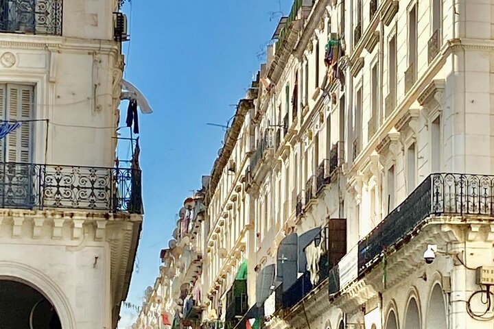 Discover Algiers on a Private Tour – Casbah, downtown and more
